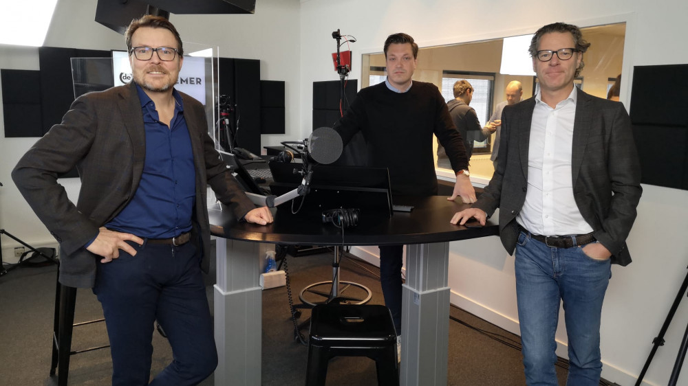 Constantijn in studio