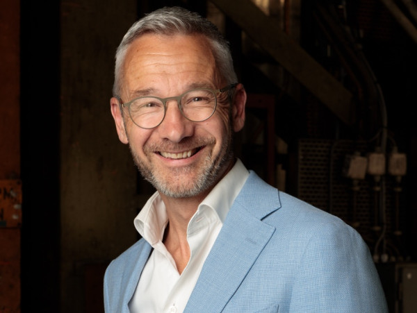 Joris van Zoelen - Business Insights